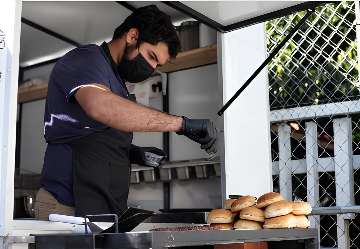 Prefeitura inicia cadastramento de empresas para Praça de Alimentação no carnaval na Sete