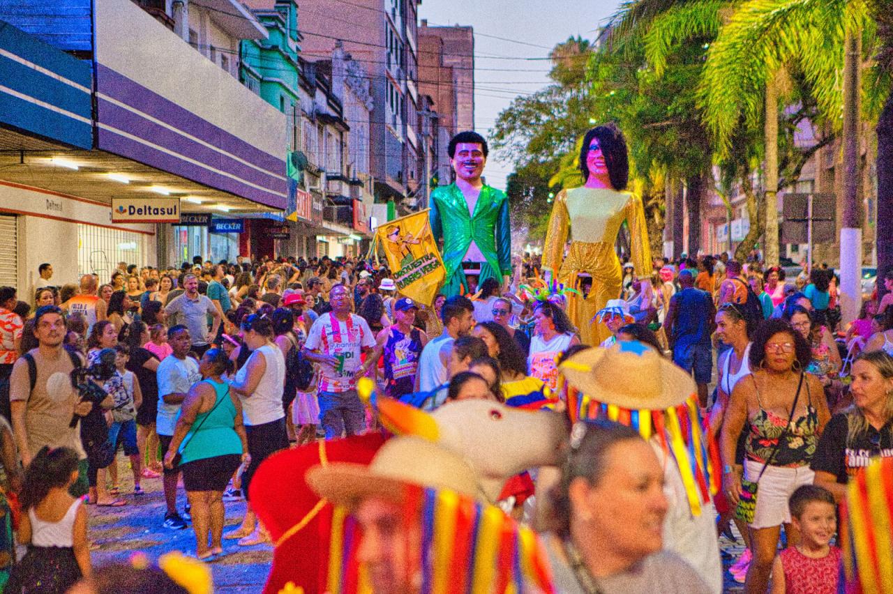 Carnaval em Bagé movimentou mais de R$ 1 milhão, diz prefeitura