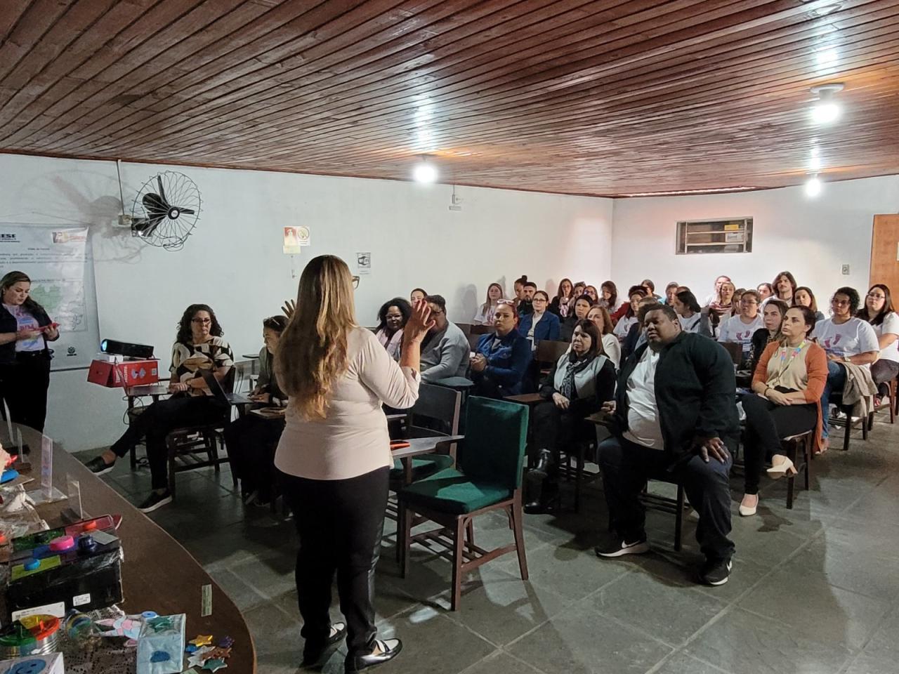 Município retoma programas voltados a primeira infância