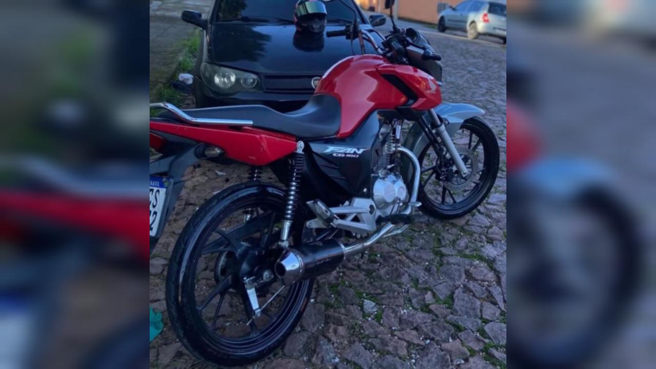 Moto furtada em Bagé na noite de quinta-feira