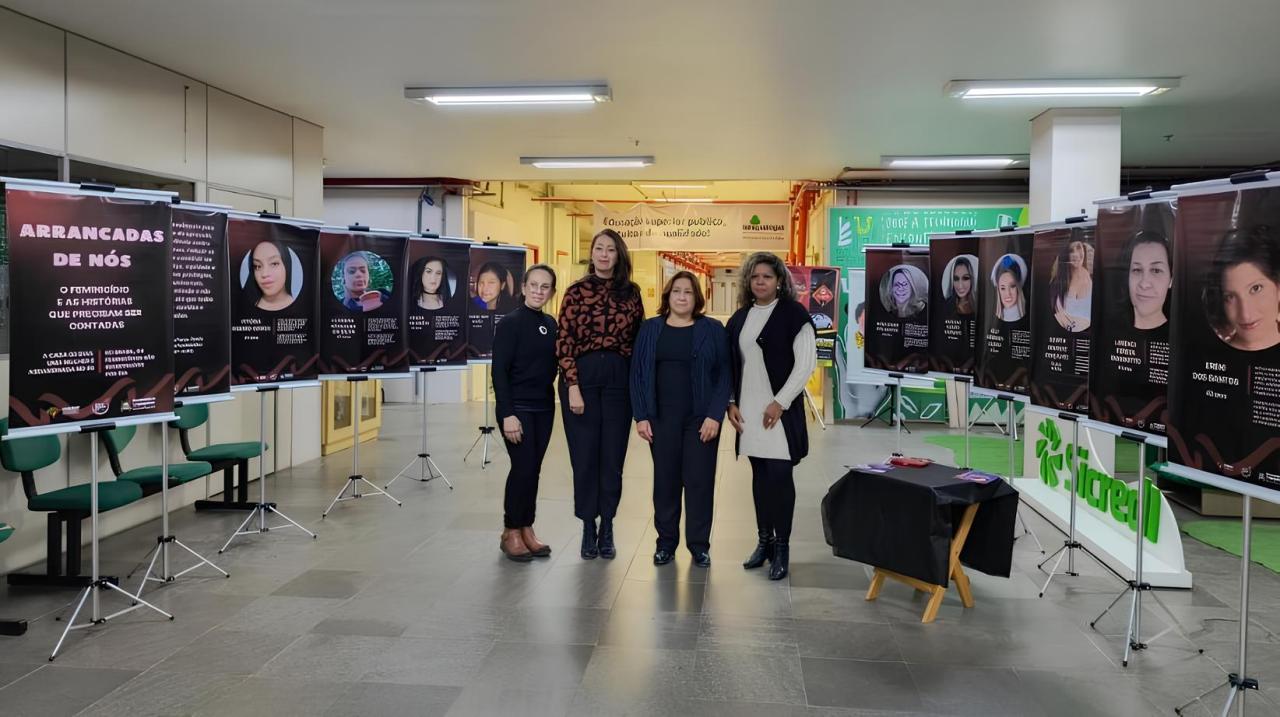 Com imagens e memória, exposição na Unipampa Bagé clama por justiça às vítimas de feminicídio