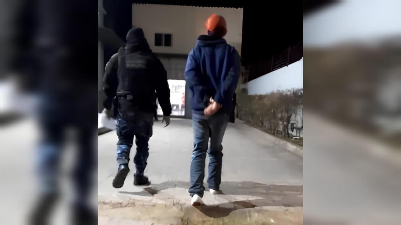 Indivíduo é preso após furto em supermercado na zona norte