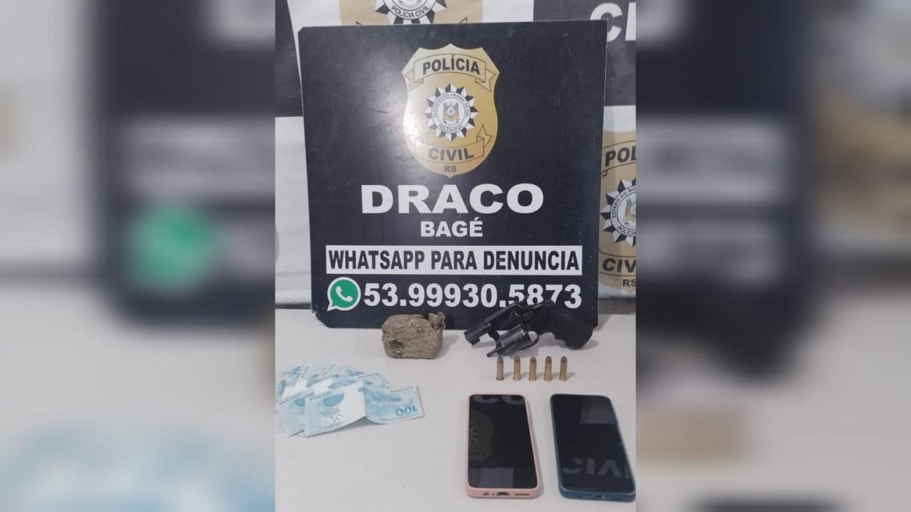 Indivíduo é preso com maconha e um revólver em Bagé