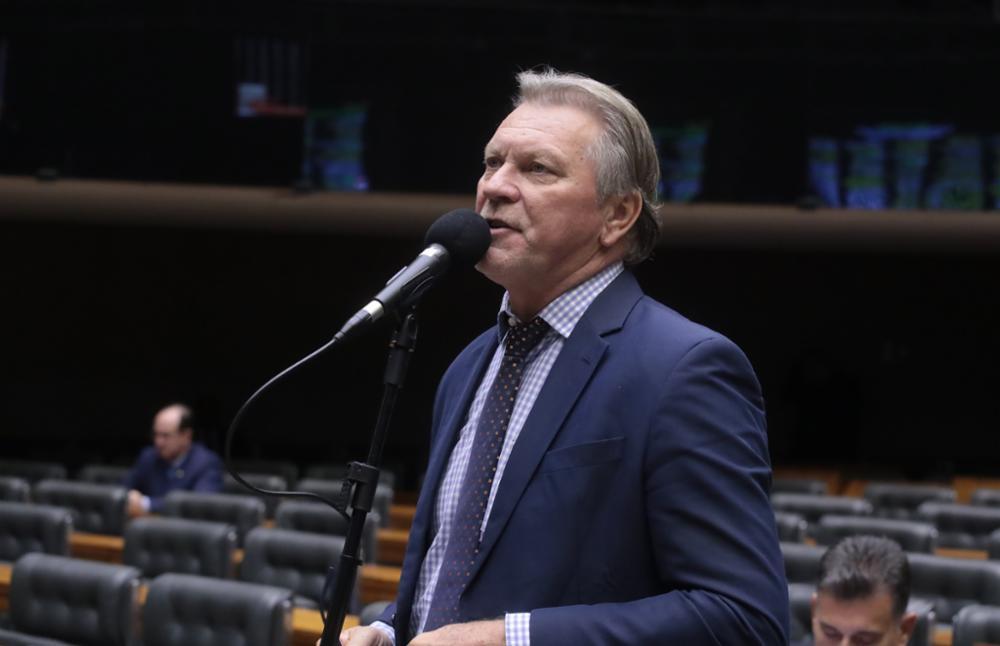 Afonso Hamm critica Governo Federal que trabalha contra a renegociação da dívida dos agricultores