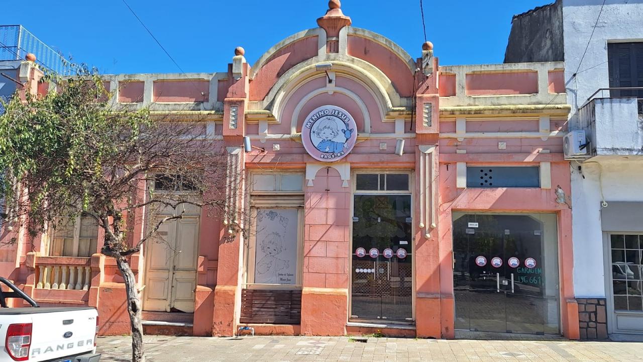 Município anuncia compra de prédio para abrigar escola no centro de Bagé