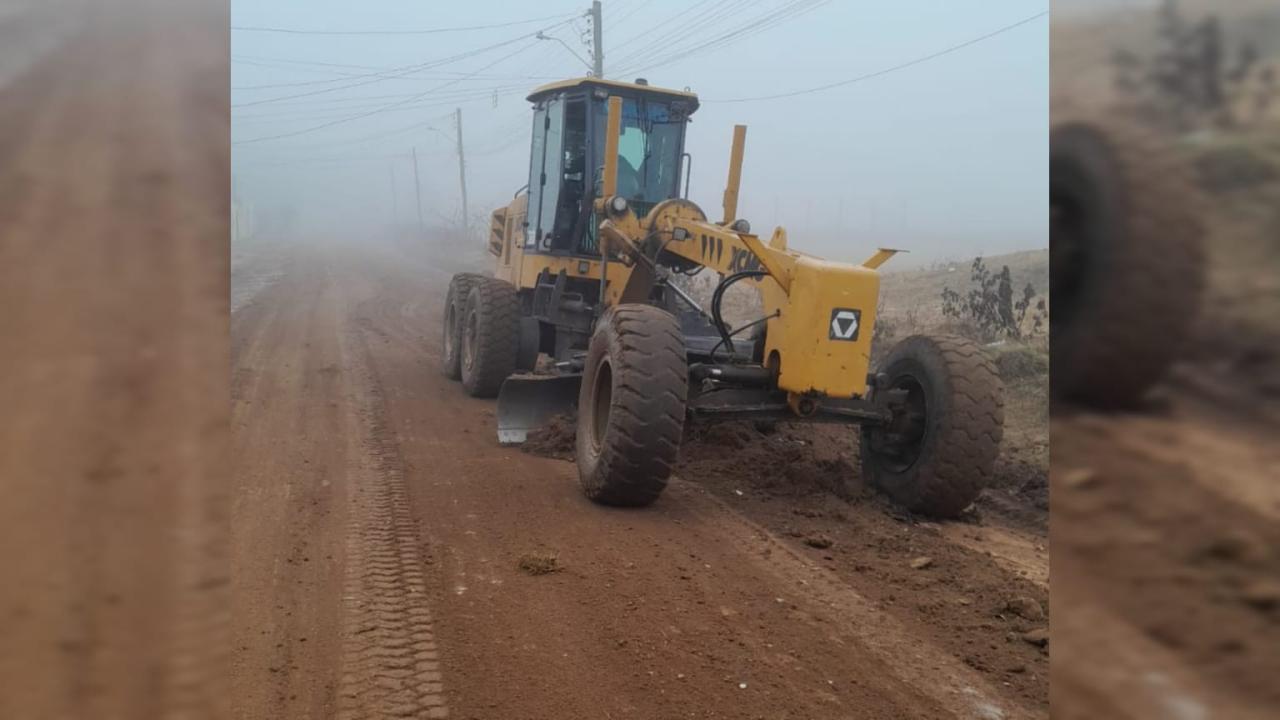 SDR e SEINFRA atuam nas ruas e estradas do município após chuvas do fim de semana