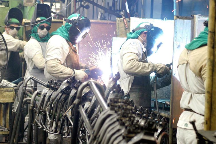 Governo abre crédito extra de R$ 30 bilhões para Plano Brasil Soberano