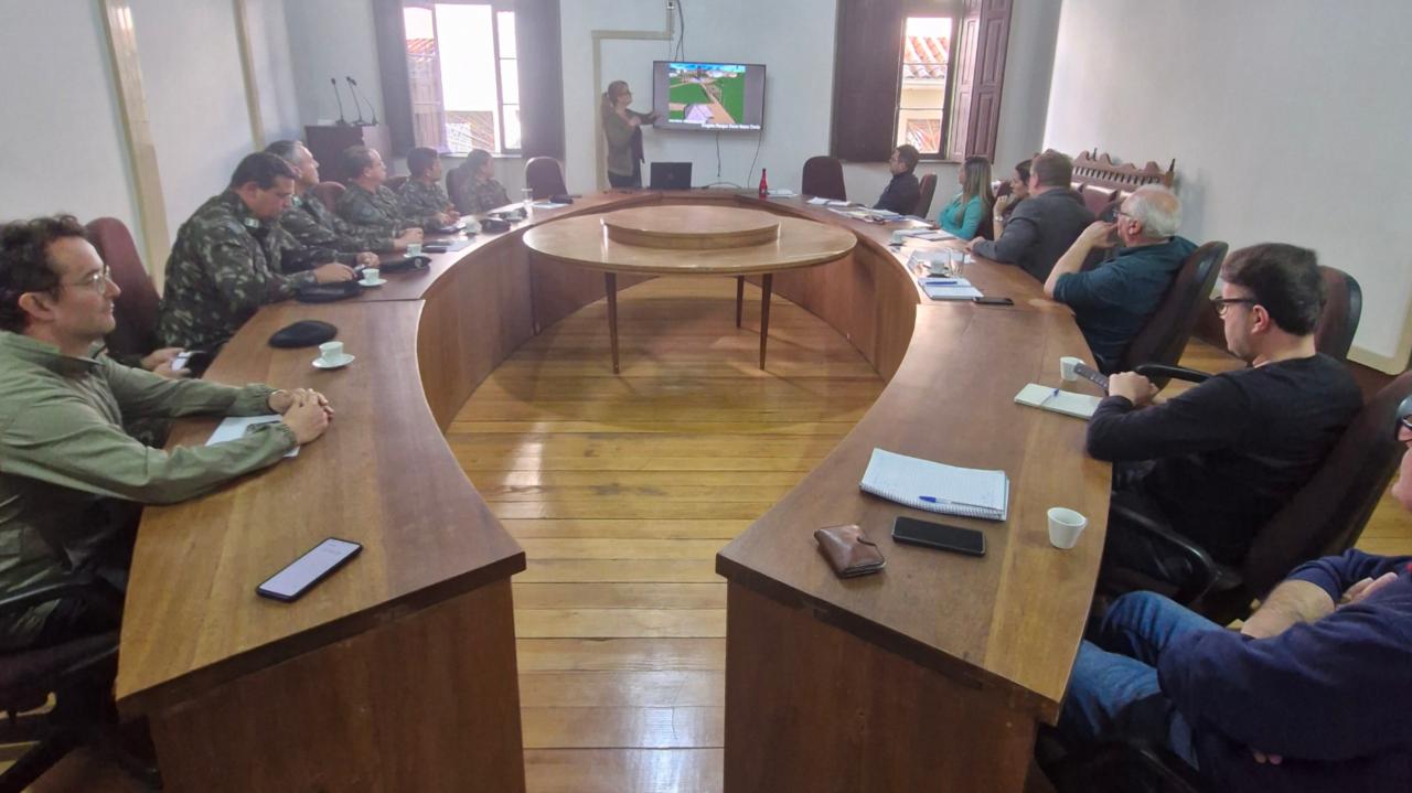 Município apresenta ao Exército o projeto Parque Forte de Santa Tecla