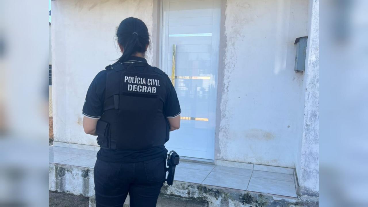Polícia cumpre busca em residência de médica veterinária suspeita de falsificar exames de equinos em Bagé