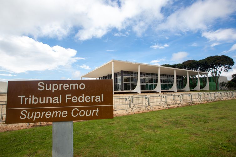 STF estabelece prazo para Congresso aprovar lei sobre automação
