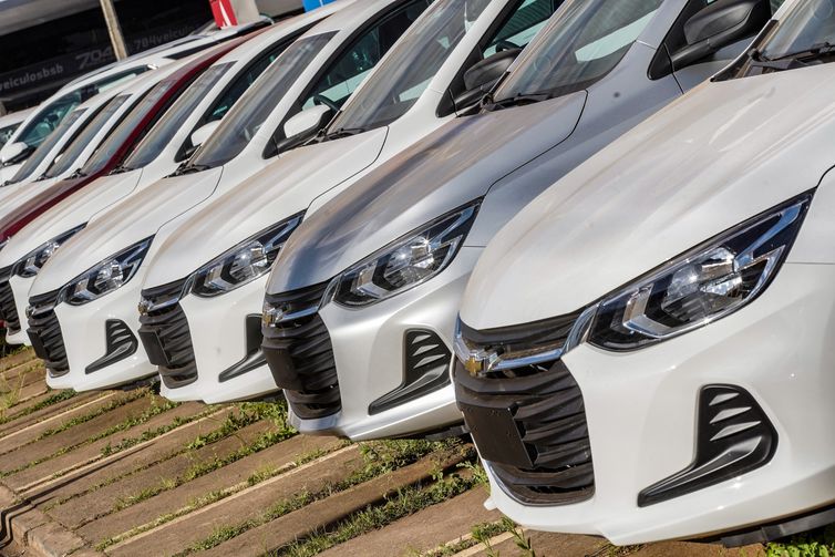 Venda de veículos automotores sobe 2,9% em setembro