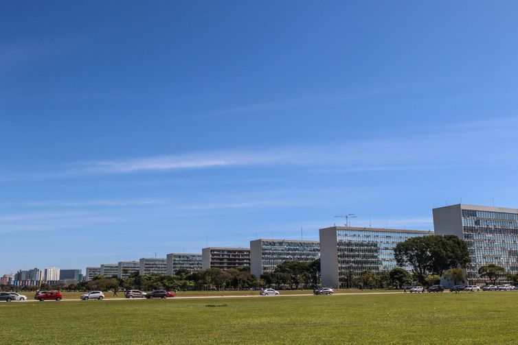 Governo libera R$ 501,4 milhões para Ministério das Cidades