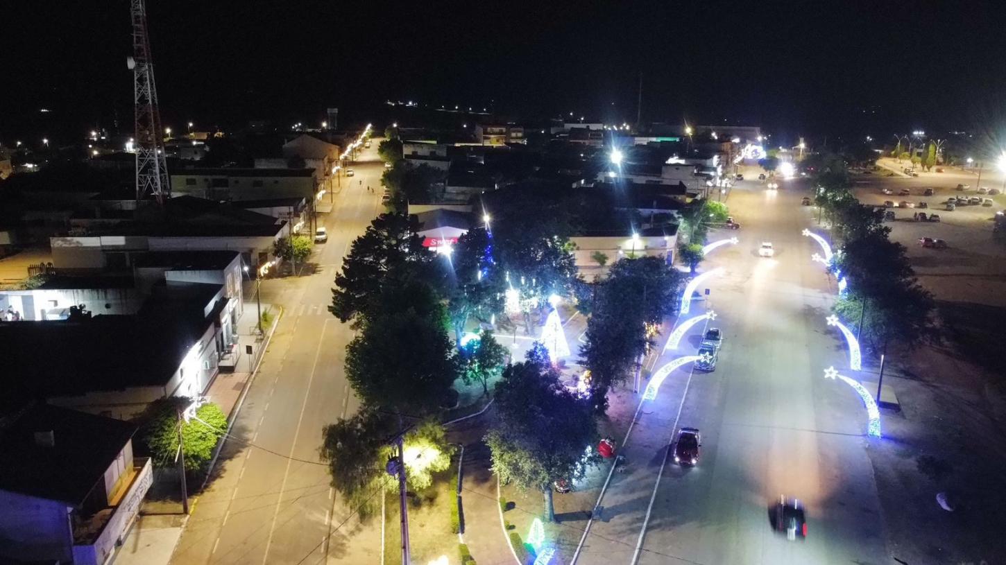 Aceguá instala luzes de Natal e ilumina a cidade com espírito natalino