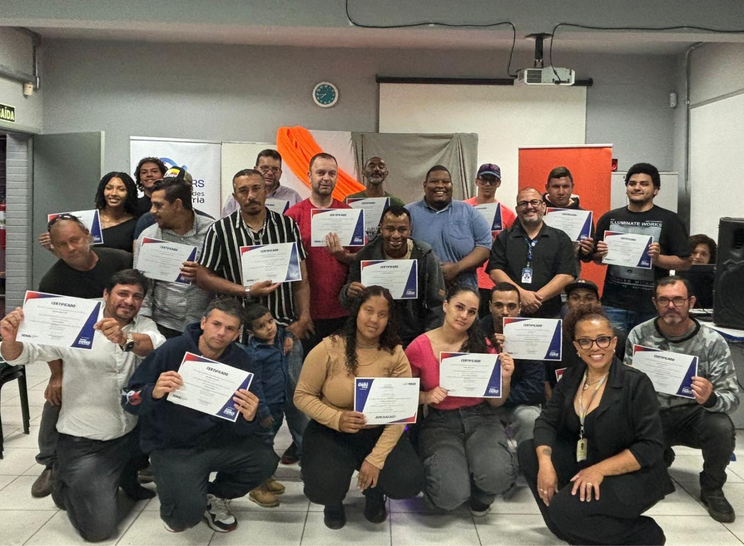 Casa de Cursos realiza formatura de cursos ministrados pelo SENAI