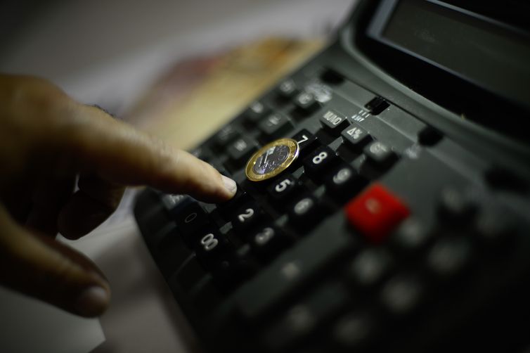 Governo Central registra déficit de R$ 20,2 bilhões em novembro