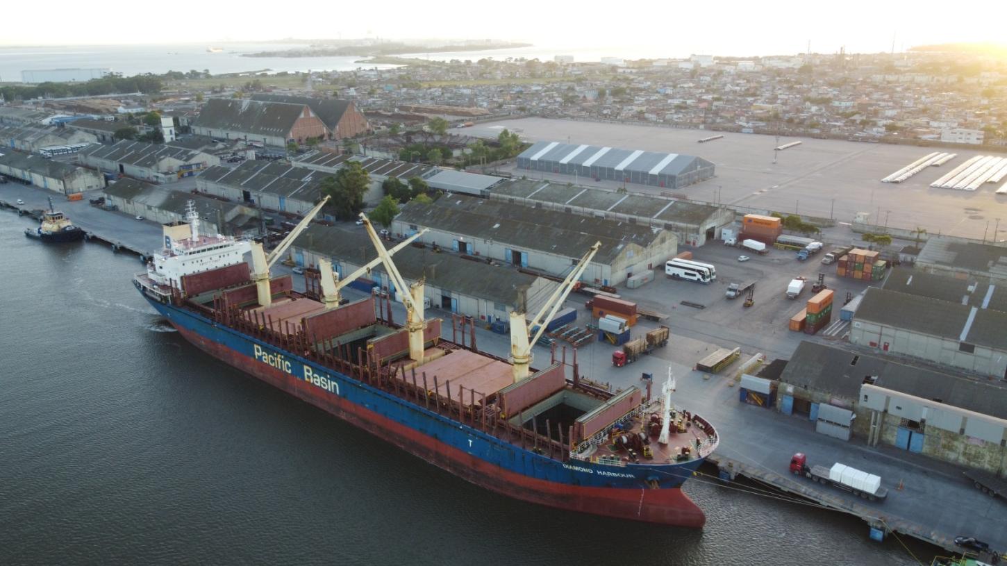 Porto de Rio Grande receberá investimento de R$ 1,5 bi e poderá gerar até mil empregos