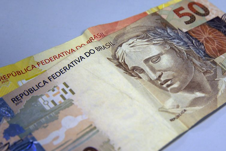 Receita amplia para 173 total de benefícios fiscais a serem declarados