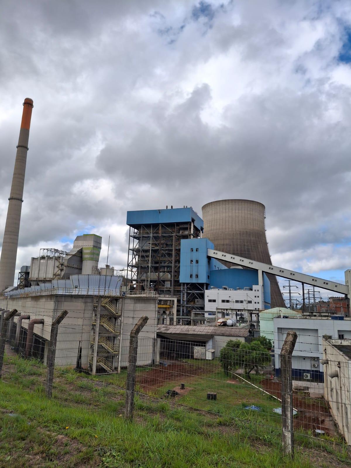 Renovação de licença da Usina Candiota 3 gera conflito entre prefeitura e organização ambiental