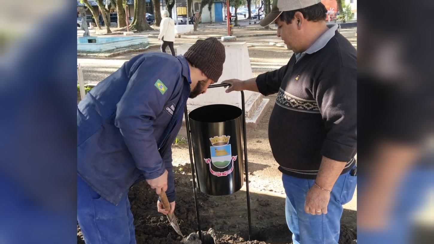 Ampliada a instalação de lixeiras no centro da cidade