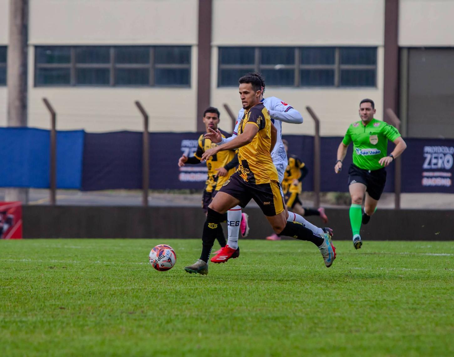 Bagé perde nos pênaltis e é eliminado da Copa FGF