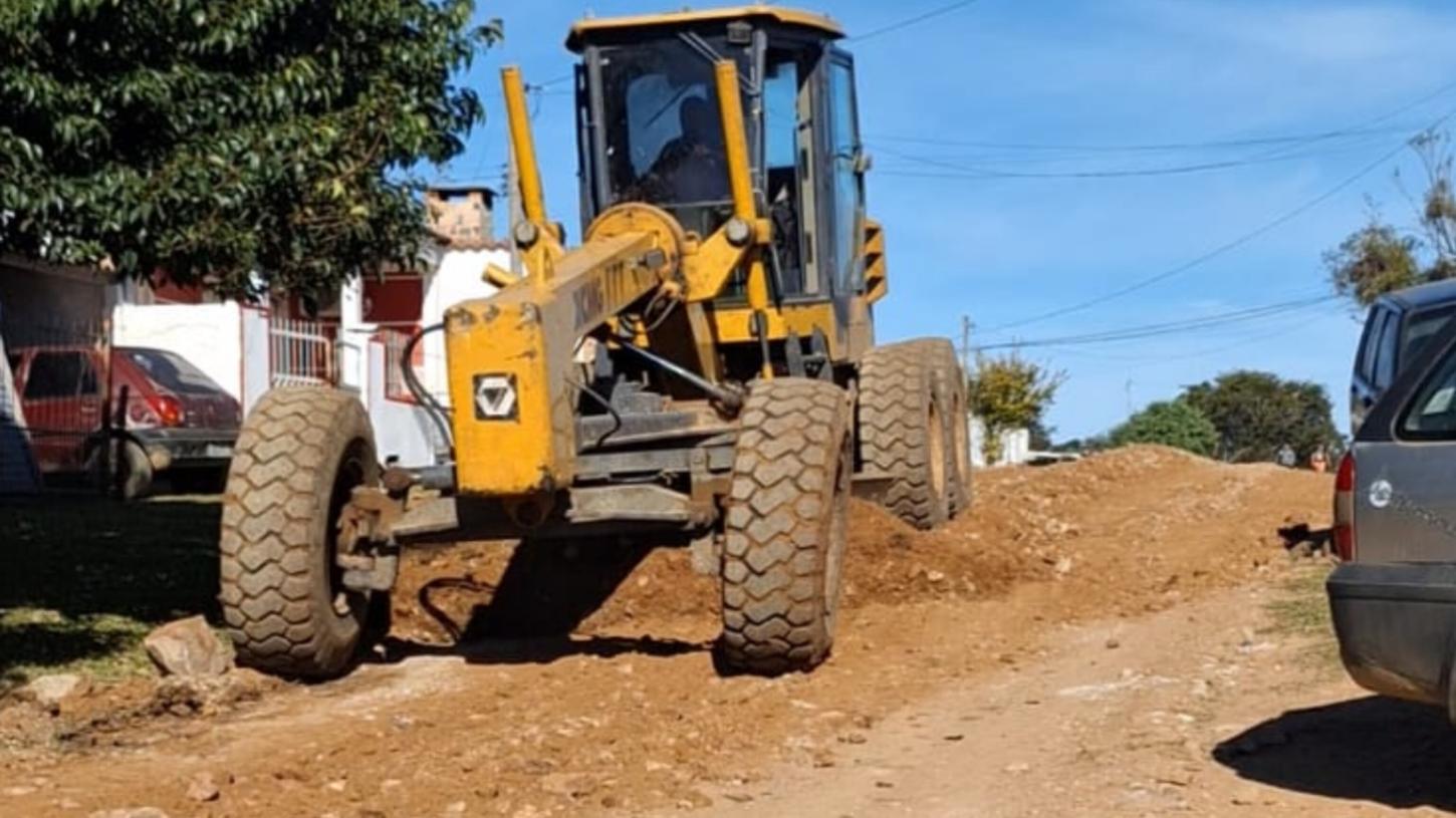 Bairro Floresta recebe mutirão de serviços