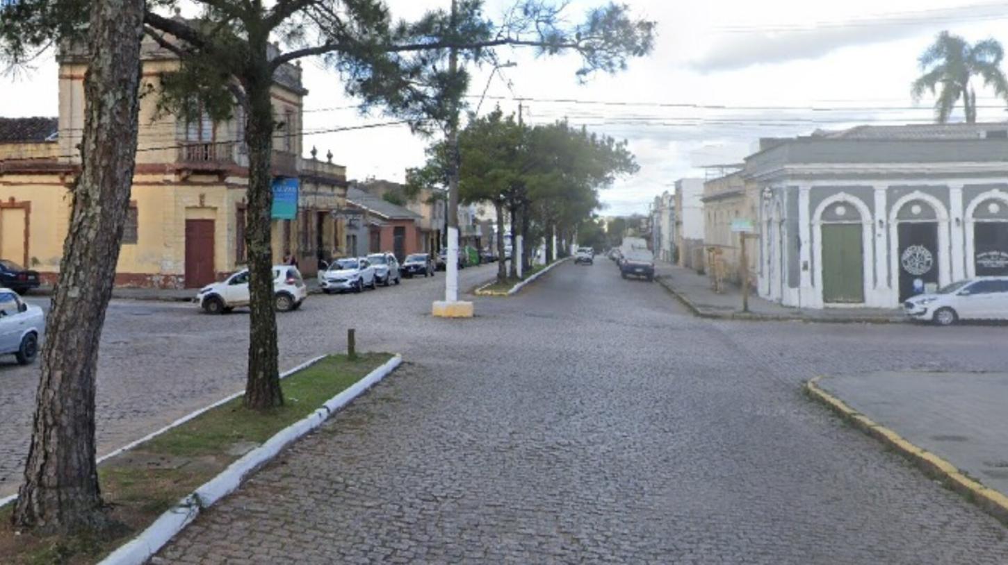 Documento pede instalação de semáforo na Presidente Vargas esquina Marcílio Dias