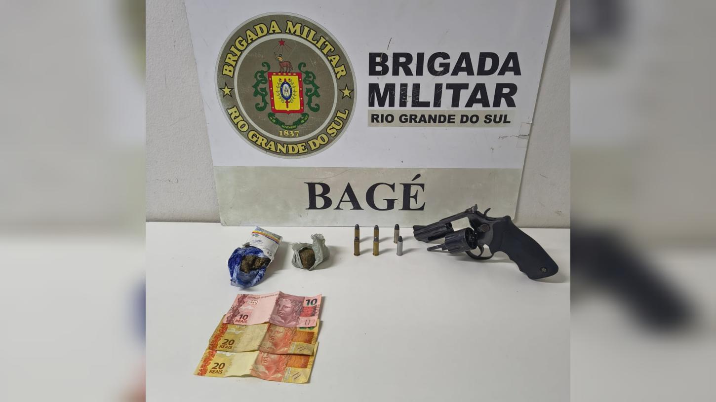 Indivíduo é preso com drogas e arma no centro de Bagé