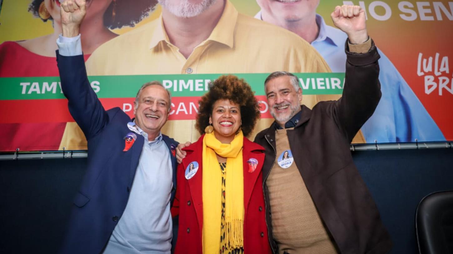 Paulo Pimenta anuncia suplentes de pré-candidatura ao senado no RS